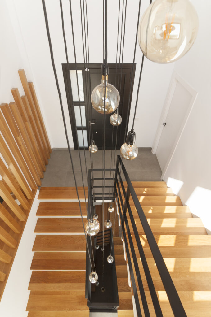 ameco-proyectos-obra-nueva-siero-escalera-detalle