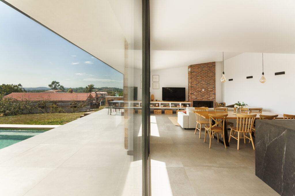 ameco-proyectos-obra-nueva-siero-salon-comedor-cocina-terraza