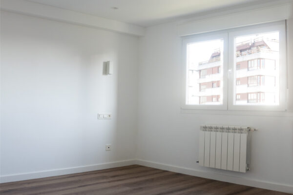 ameco-proyectos-reforma-integral-oviedo-turina-habitacion2